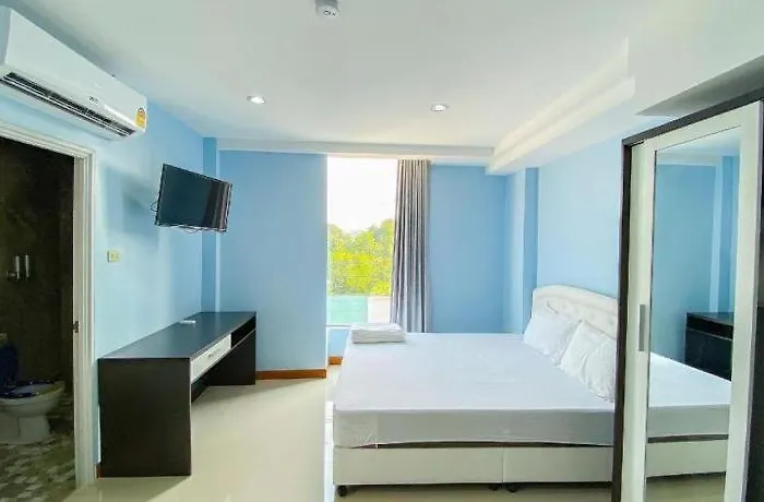 Hotel Delighted 3*