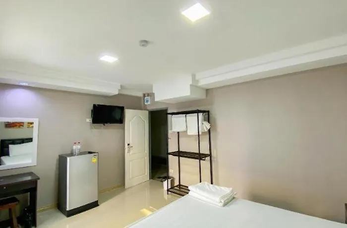 Delighted Hotel