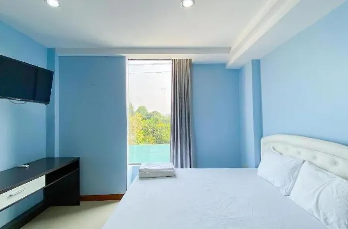 Delighted Hotel