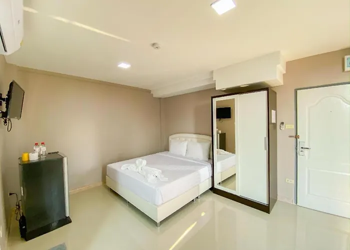 Delighted Hotel 3*