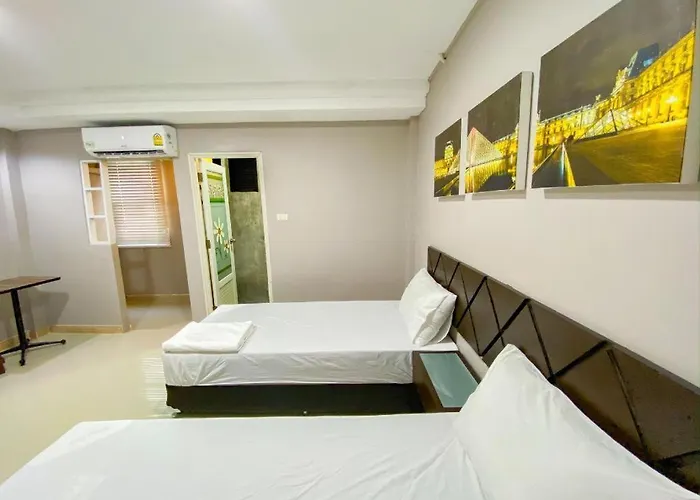 Hotel Delighted 3*