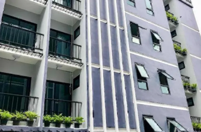 Hotel Delighted 3*